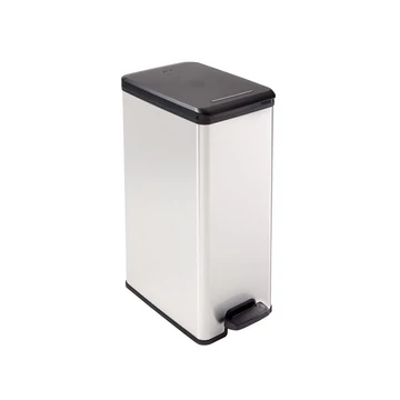 Szemeteskuka pedálos fémhatású műanyag 40 literes "Slim Bin" Curver fekete/ezüst